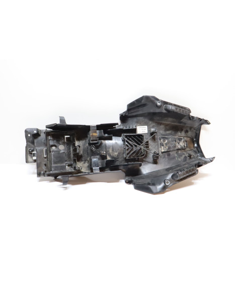 Honda CBR500R, batterilåda/inre stänkskärm