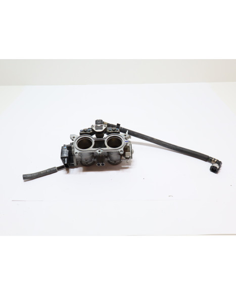 Honda CBR500R, gasspjäll/insprut