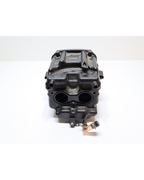 Honda CBR500R, luftburk