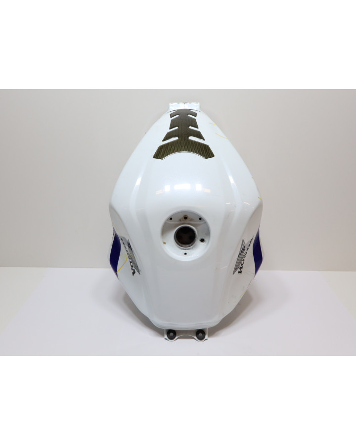 Honda CBR500R, bränsletank