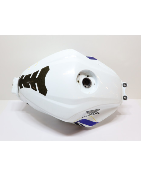 Honda CBR500R, bränsletank