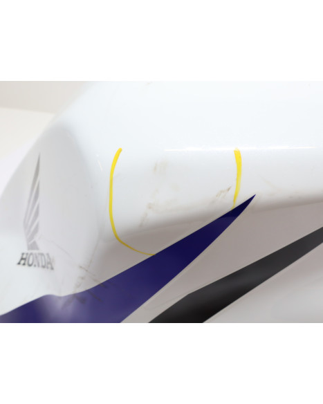 Honda CBR500R, bränsletank