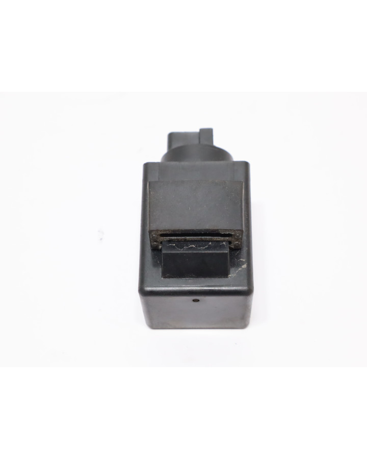 Honda CBR500R, blinkersrelä