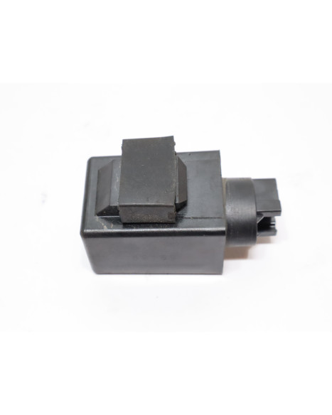 Honda CBR500R, blinkersrelä