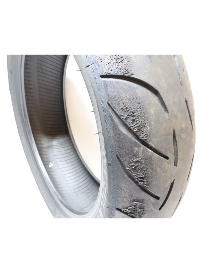 Däck, Metzeler 180/55 ZR17