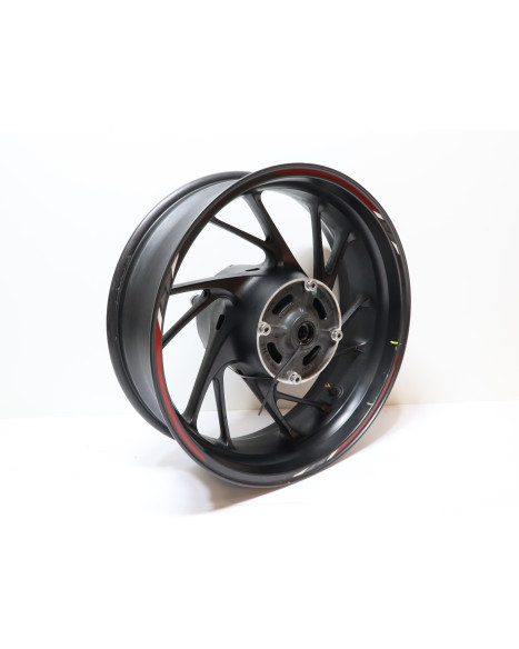 Honda CBR650F, bakfälg