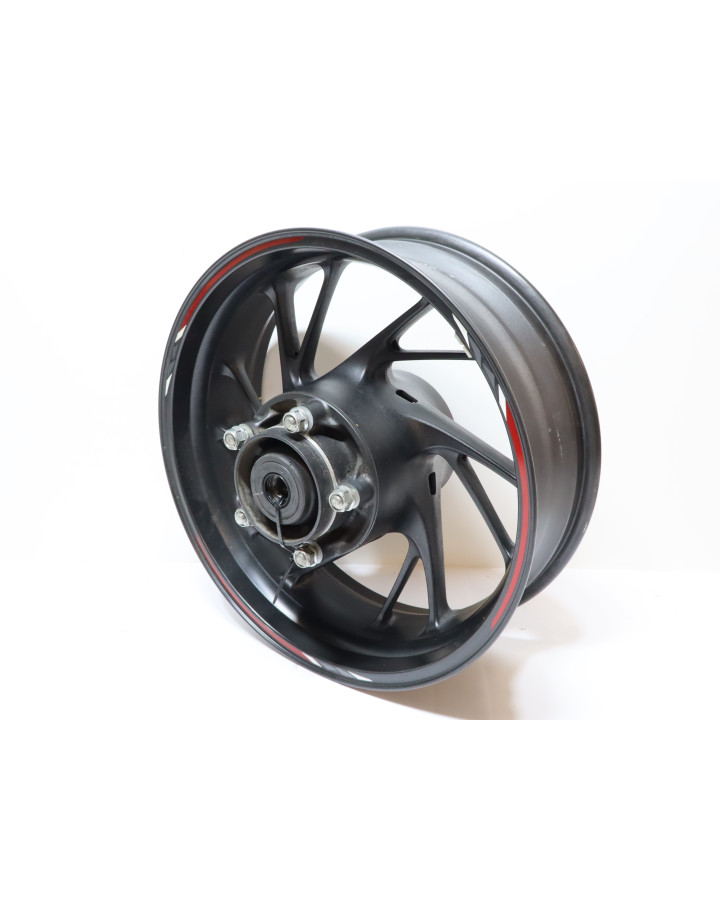 Honda CBR650F, bakfälg