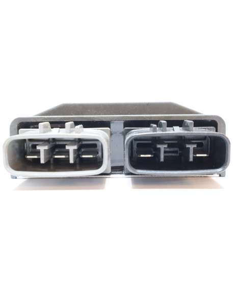 Honda CBR500R, voltregulator