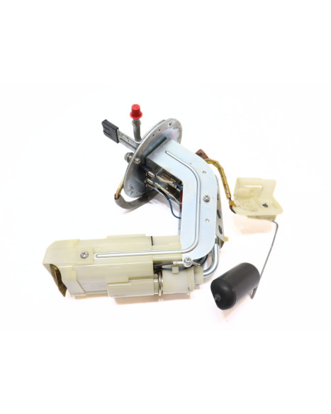 Suzuki GSF 650S Bandit, bränslepump