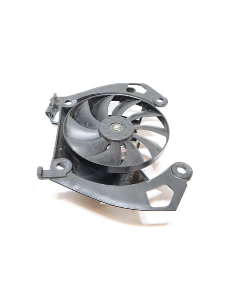 Honda CBR500R, kylarfläkt