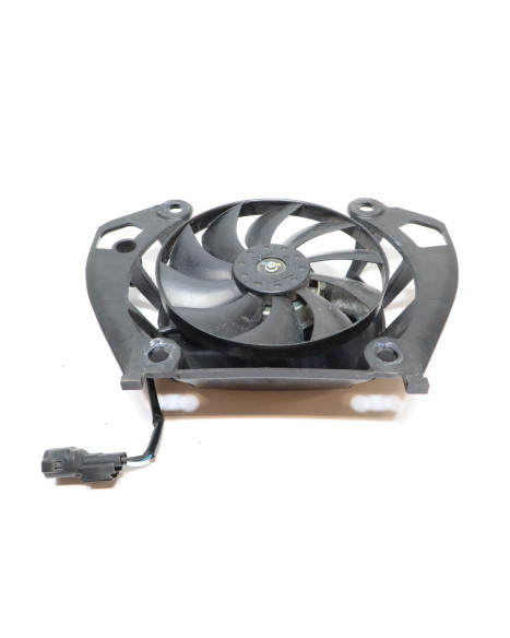 Honda CBR500R, kylarfläkt