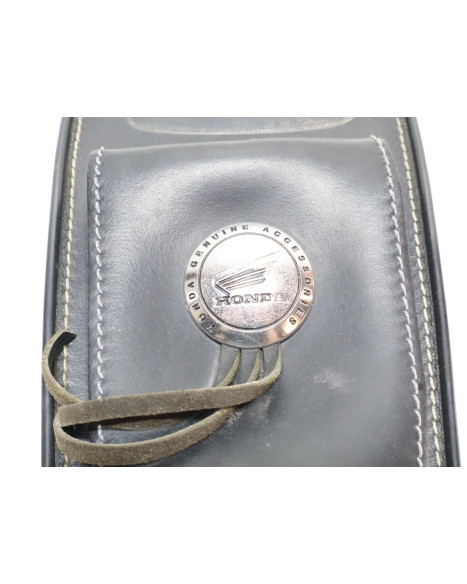 Honda VT750 Shadow, tankväska