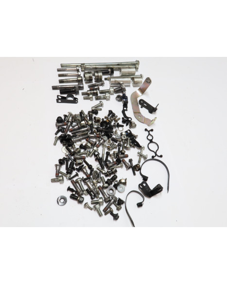 Honda CBR650F, skruvkit