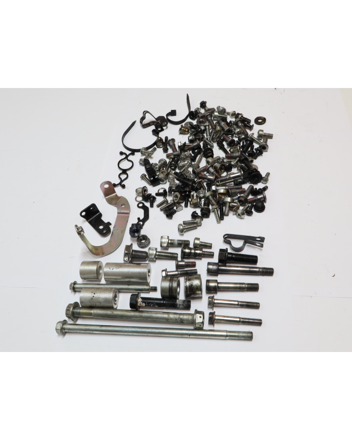 Honda CBR650F, skruvkit