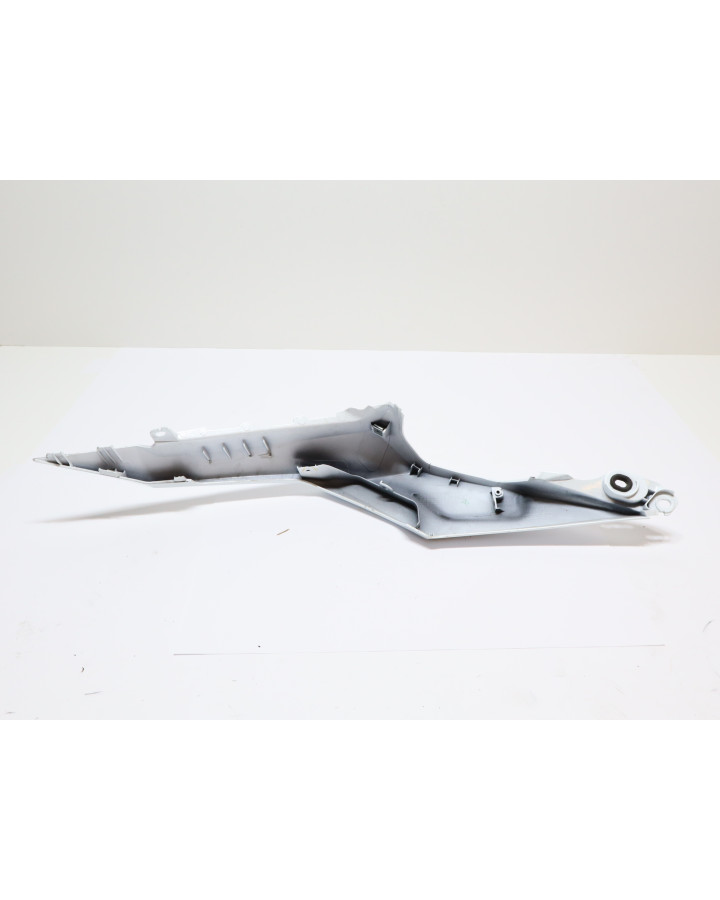 Honda CBR500R, bakre sidokåpa vänster