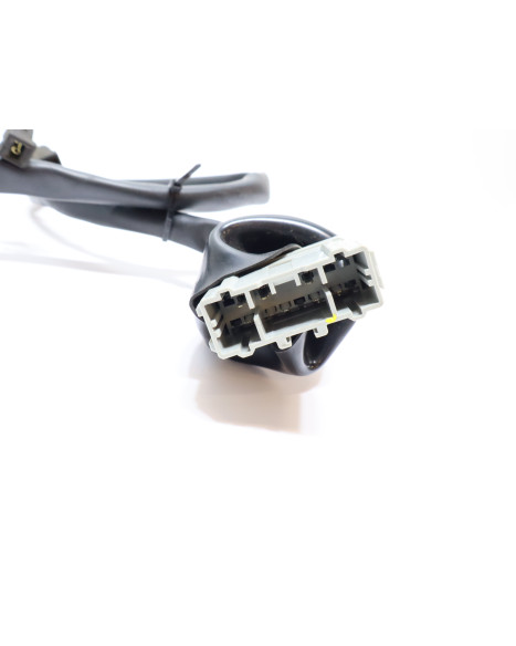 Honda CBR500R, omkopplare med gashandtag höger