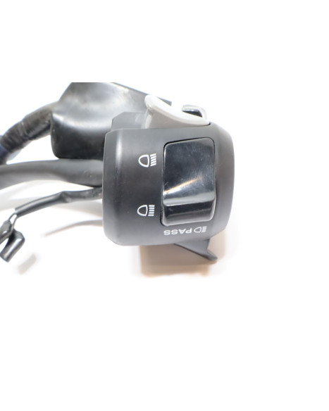 Honda CBR500R, omkopplare vänster