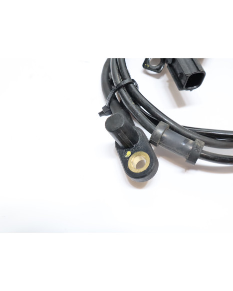 Honda CBR500R, ABS-givare fram