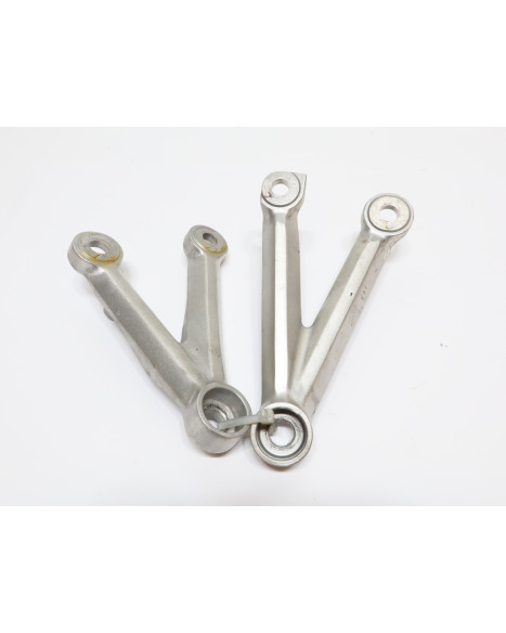 Honda CBR650F, motorfäste (par)