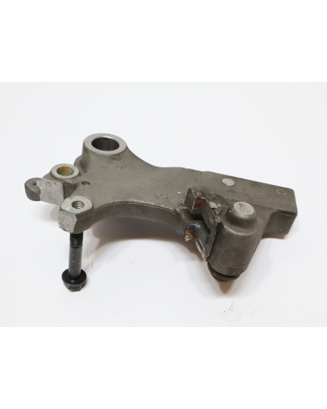 Honda CBR650F, bromsokshållare bak