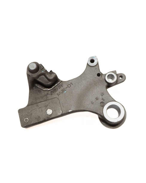 Honda CBR650F, bromsokshållare bak 2