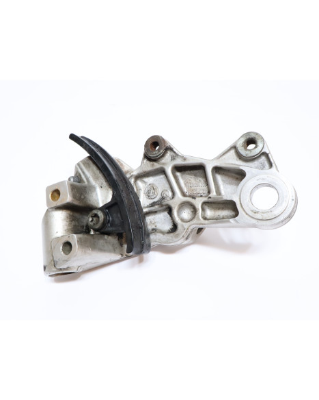 KTM 690 SMC R, fäste fotpinnne vänster