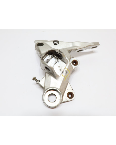 KTM 690 SMC R, fäste fotpinnne höger