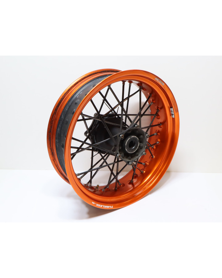 KTM 690 SMC R, bakfälg