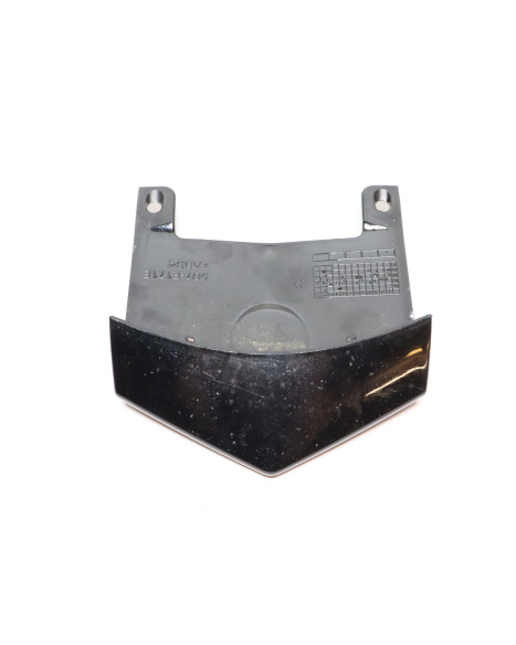 Yamaha YZF-R125, bakre mittkåpa