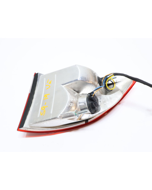 Aixam S9, baklykta vänster 2