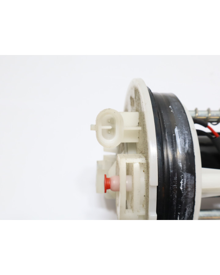 Yamaha YZF-R125, bränslepump