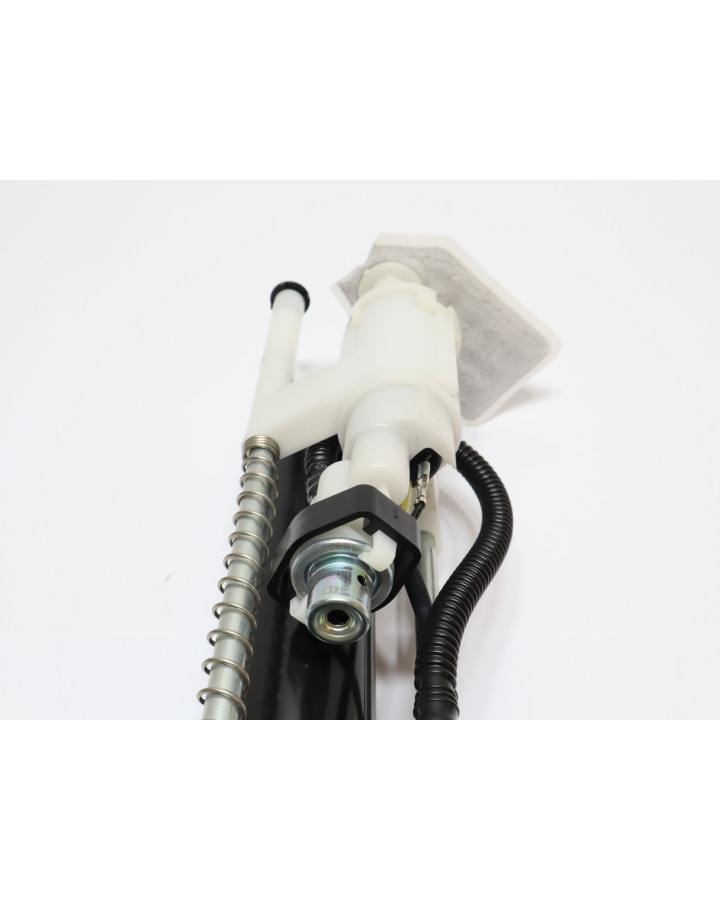 Yamaha YZF-R125, bränslepump