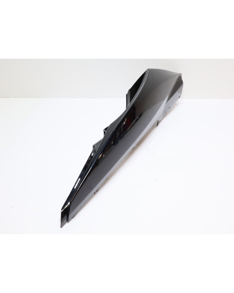 Yamaha YZF-R125, bakre sidokåpa vänster