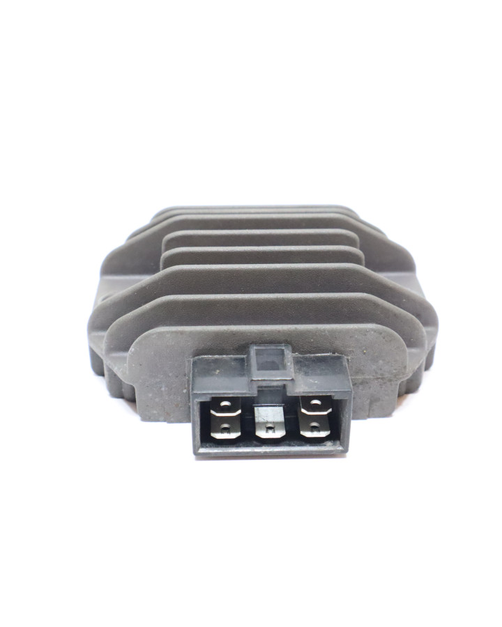 Yamaha YZF-R125, voltregulator