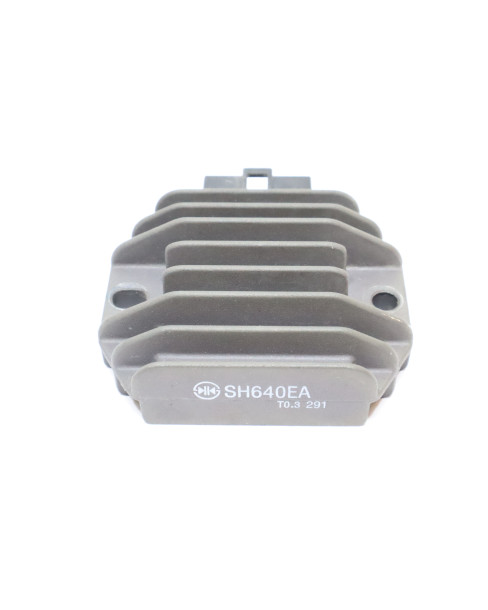 Yamaha YZF-R125, voltregulator 2