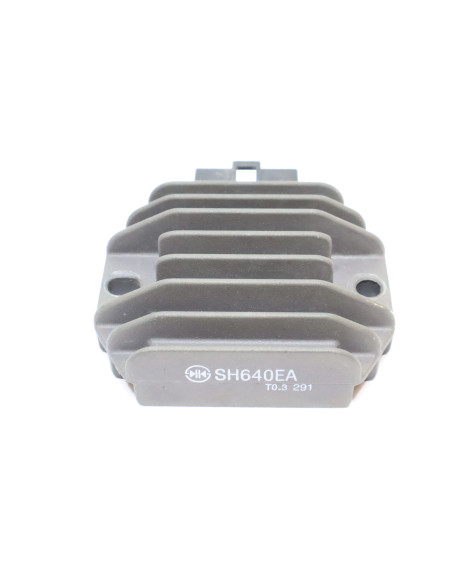 Yamaha YZF-R125, voltregulator