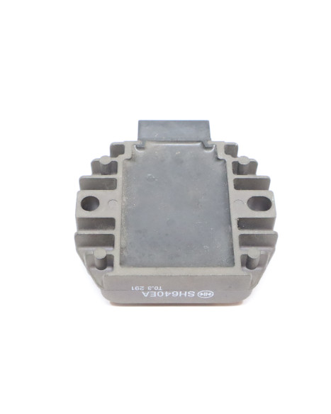 Yamaha YZF-R125, voltregulator