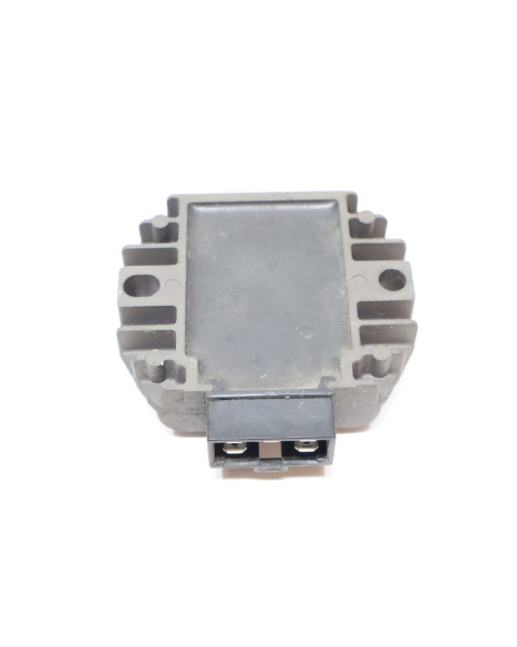 Yamaha YZF-R125, voltregulator