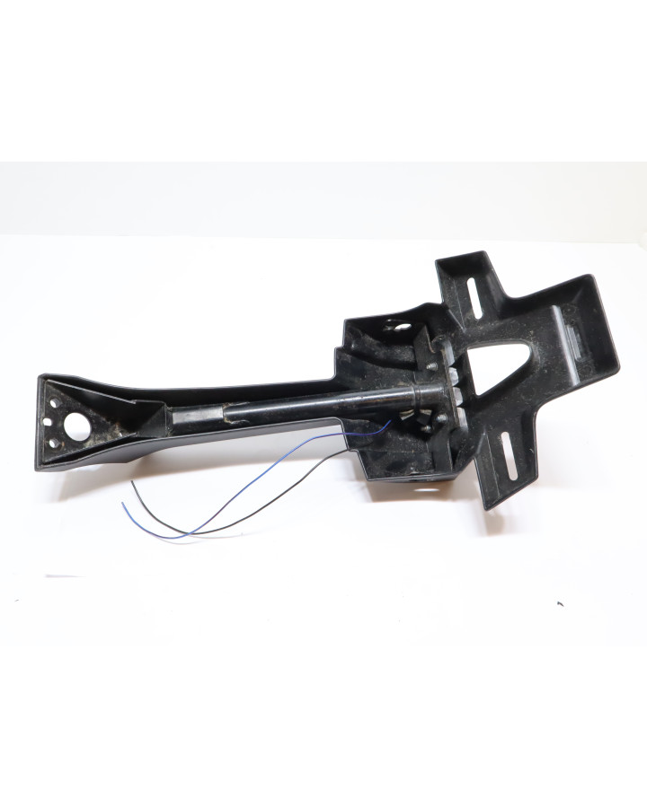 Yamaha YZF-R125, registreringsskylthållare