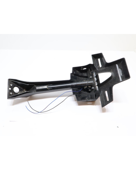 Yamaha YZF-R125, registreringsskylthållare