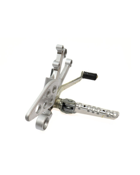 Yamaha YZF-R125, fotpinne höger komplett