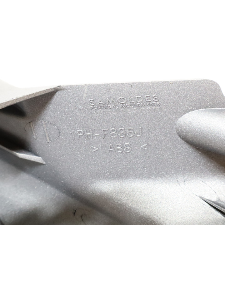 Yamaha Aerox, nedre frontkåpa