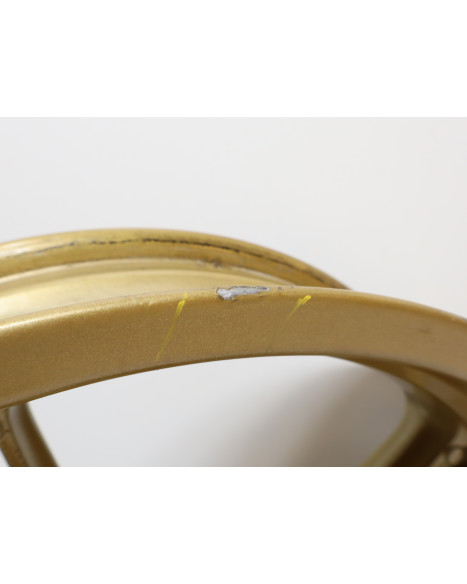 Yamaha YZF-R125, bakfälg