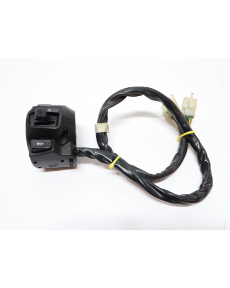 Yamaha YZF-R125, omkopplare vänster