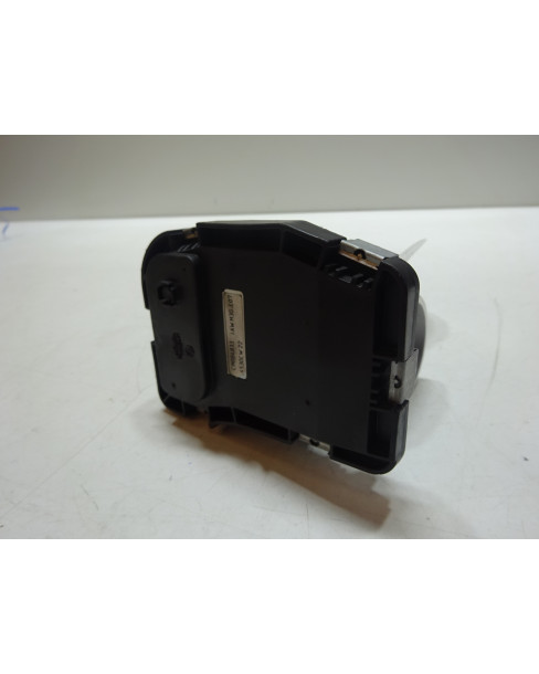 Piaggio 300, gasspjäll/insprut 2