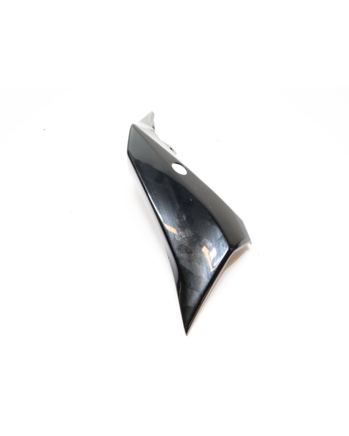 Kawasaki Ninja 125, bakre sidokåpa vänster