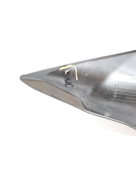 Kawasaki Ninja 125, sidokåpa höger