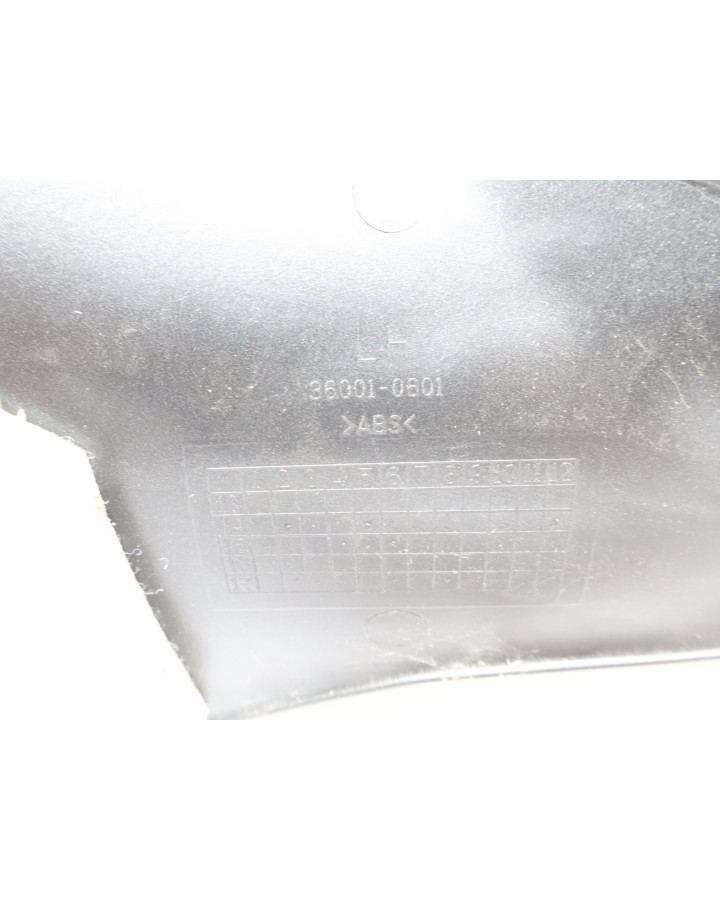 Kawasaki Ninja 125, sidokåpa vänster