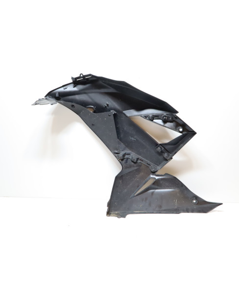 Kawasaki Ninja 125, sidokåpa höger 2