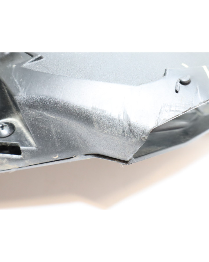 Kawasaki Ninja 125, batterilåda/inre stänkskärm